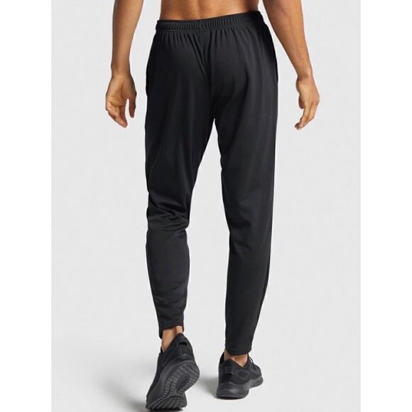 GYMSHARK Arrival Knit Joggers
Black Sz S - Picture 4 of 10